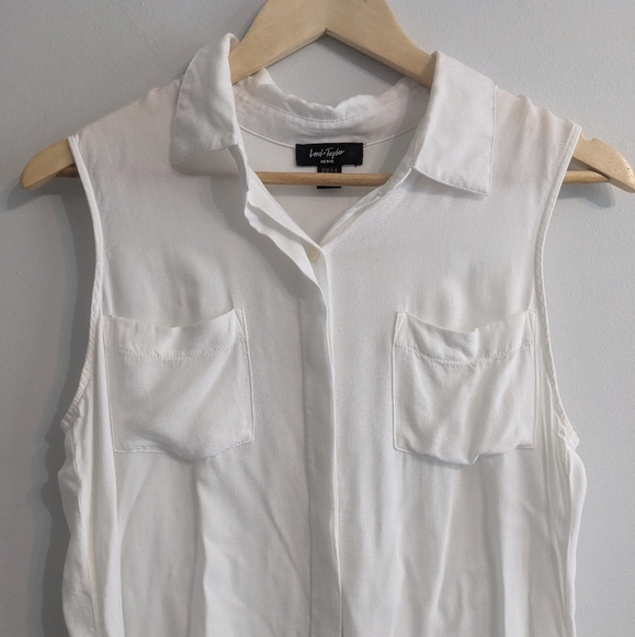 Lord & Taylor Petites Sleeveless Button Down Shirt - Picture 4 of 9